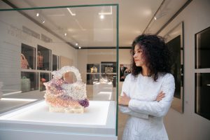 Mở rộng bối cảnh nghệ thuật