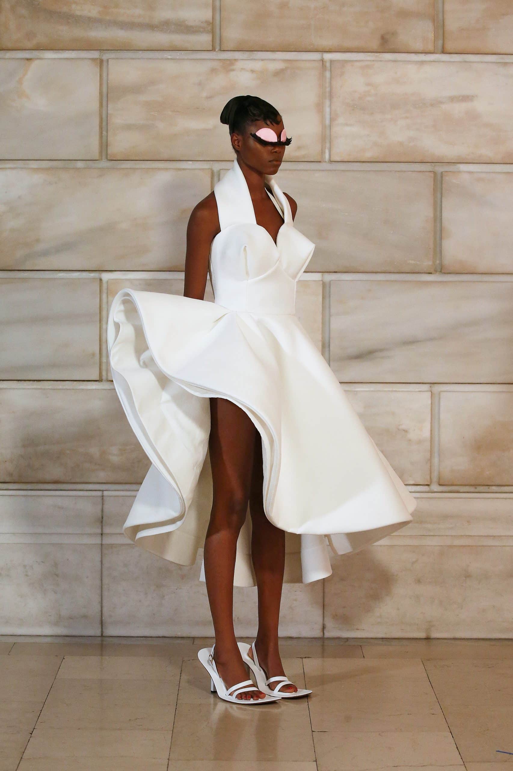LOOK 1 - VICTORIA F