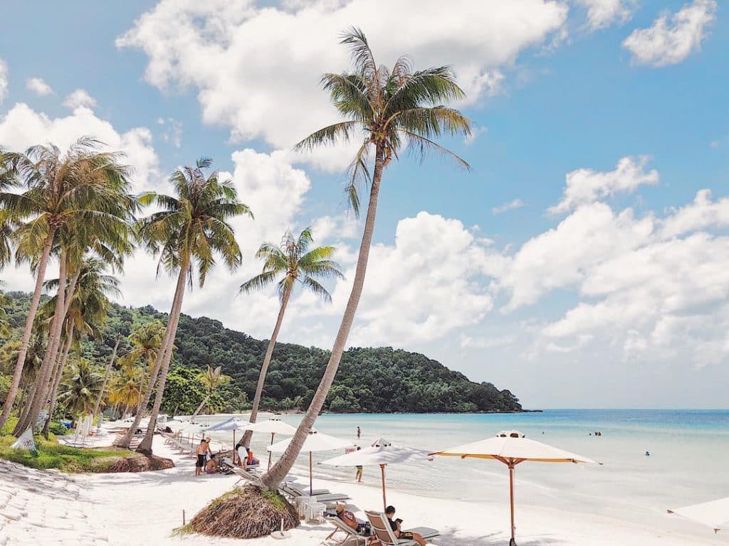 Trải Nghiệm Các Địa Điểm Du Lịch Biển Cho Kỳ Nghỉ Tuyệt Vời