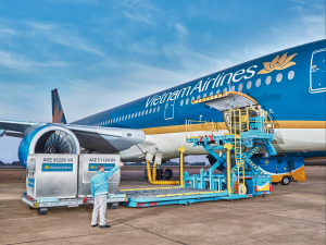 Vietnam Airlines vận chuyển miễn phí hàng hóa cứu trợ  vùng bão lũ miền Bắc