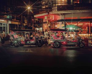 Lân la quán xá ở Bangkok