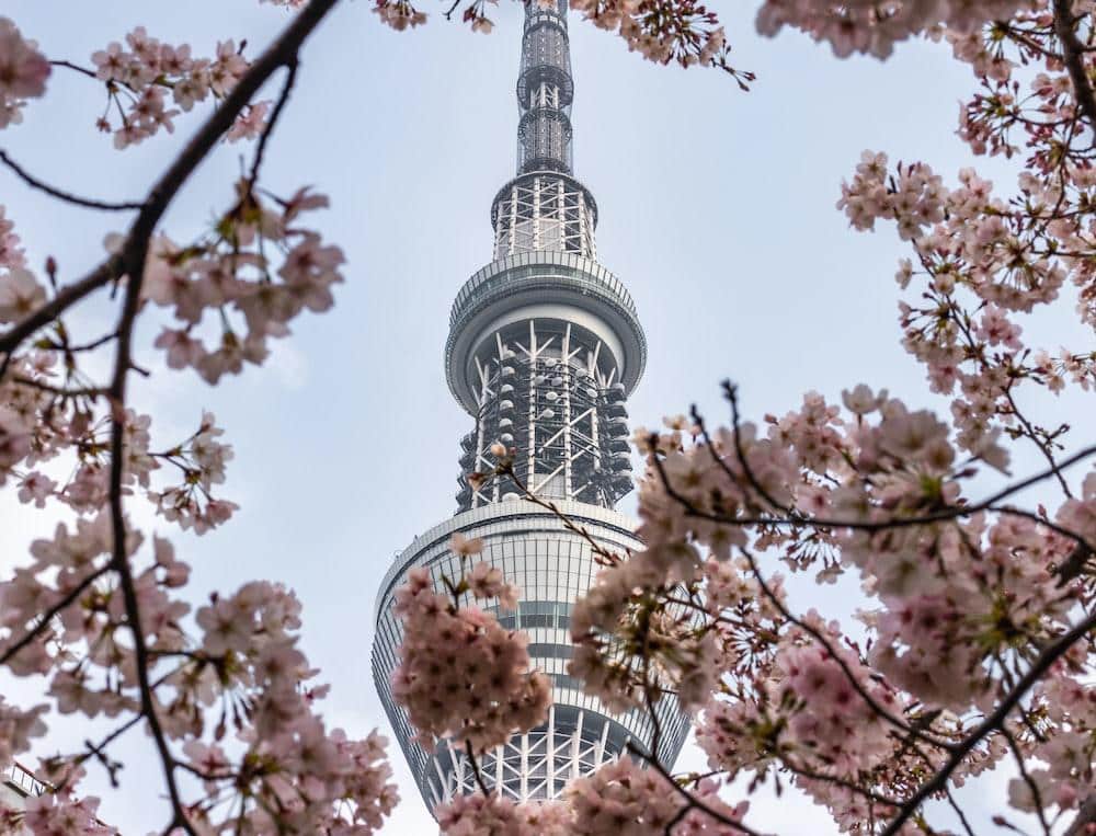 Tháp Tsutenkaku - biểu tượng của du lịch Osaka