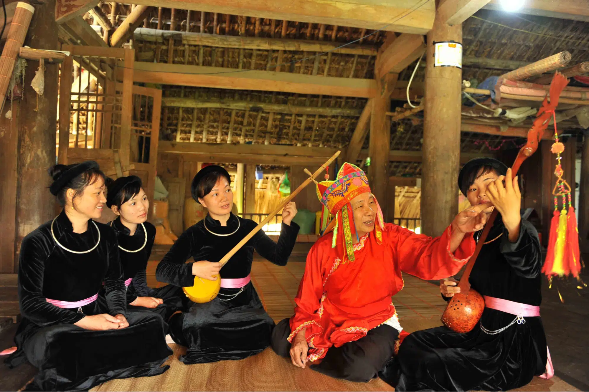 Di sản “Thực hành Then” phản ánh mối liên kết thiêng liêng giữa con người và thần linh của người Tày, Nùng, Thái