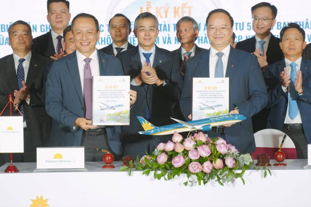 1. VNA Và VCB Vừa Chính Thức Ký Kết MOU Về Việc Hợp Tác Thu Xếp Vốn Cho Dự Án Dầu Tư 50 Máy Bay Thân Hẹp 1024x683