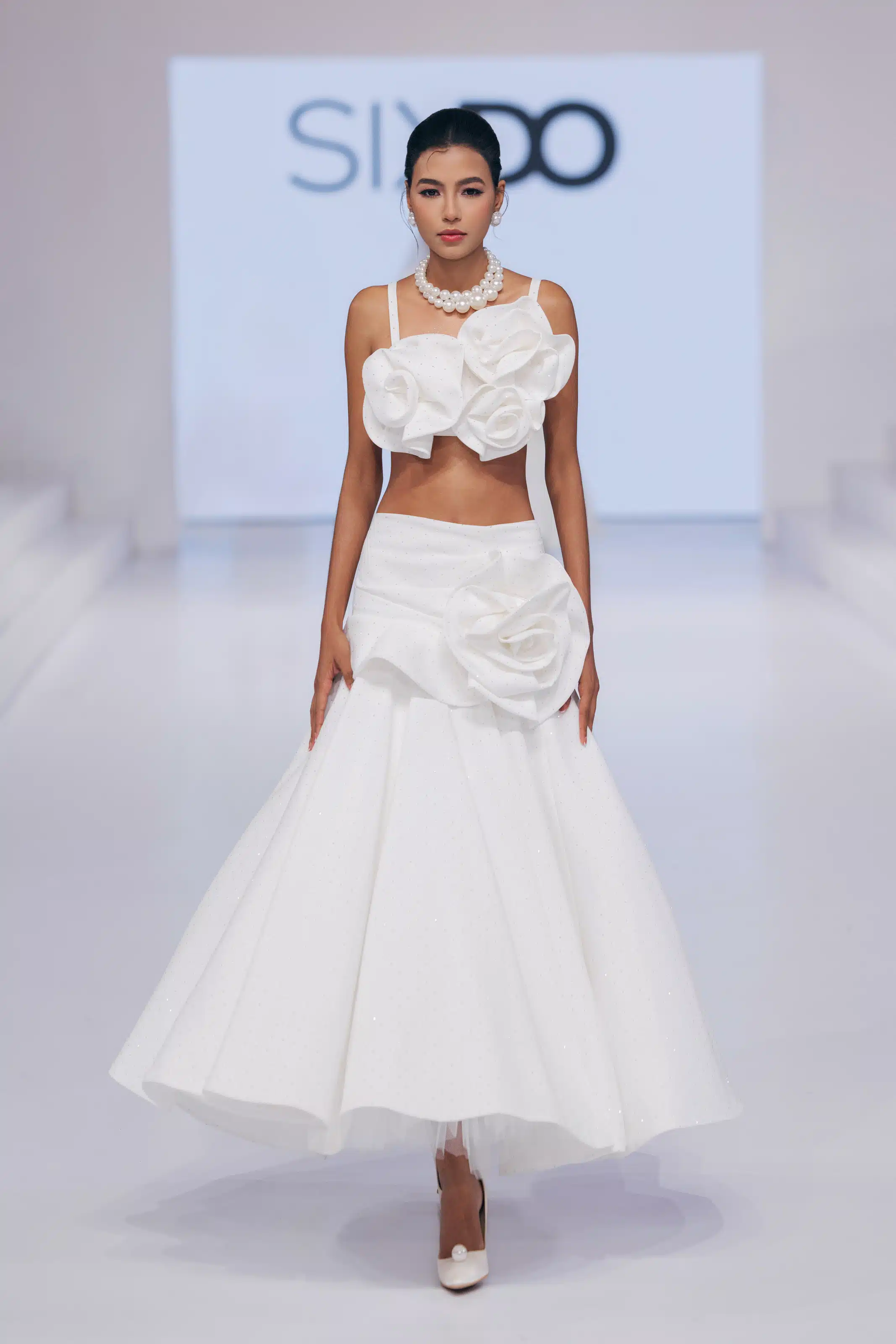 ”From Yes To Forever” của Đỗ Mạnh Cường