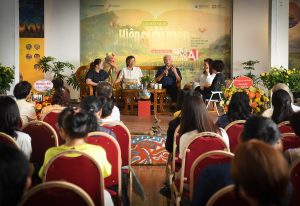 Ra mắt cuốn sách được minh họa bằng AI đầu tiên ở Việt Nam