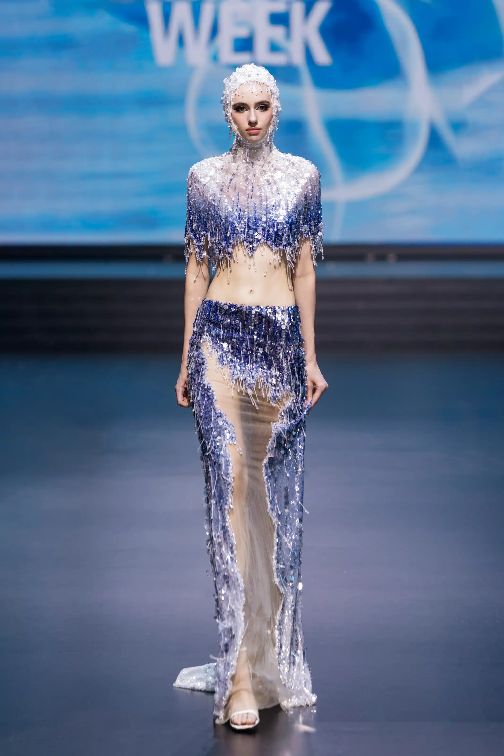 BST “The Light Of Water” tại Aquafina Vietnam International Fashion Week