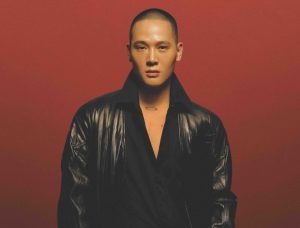 Constrasting resonance