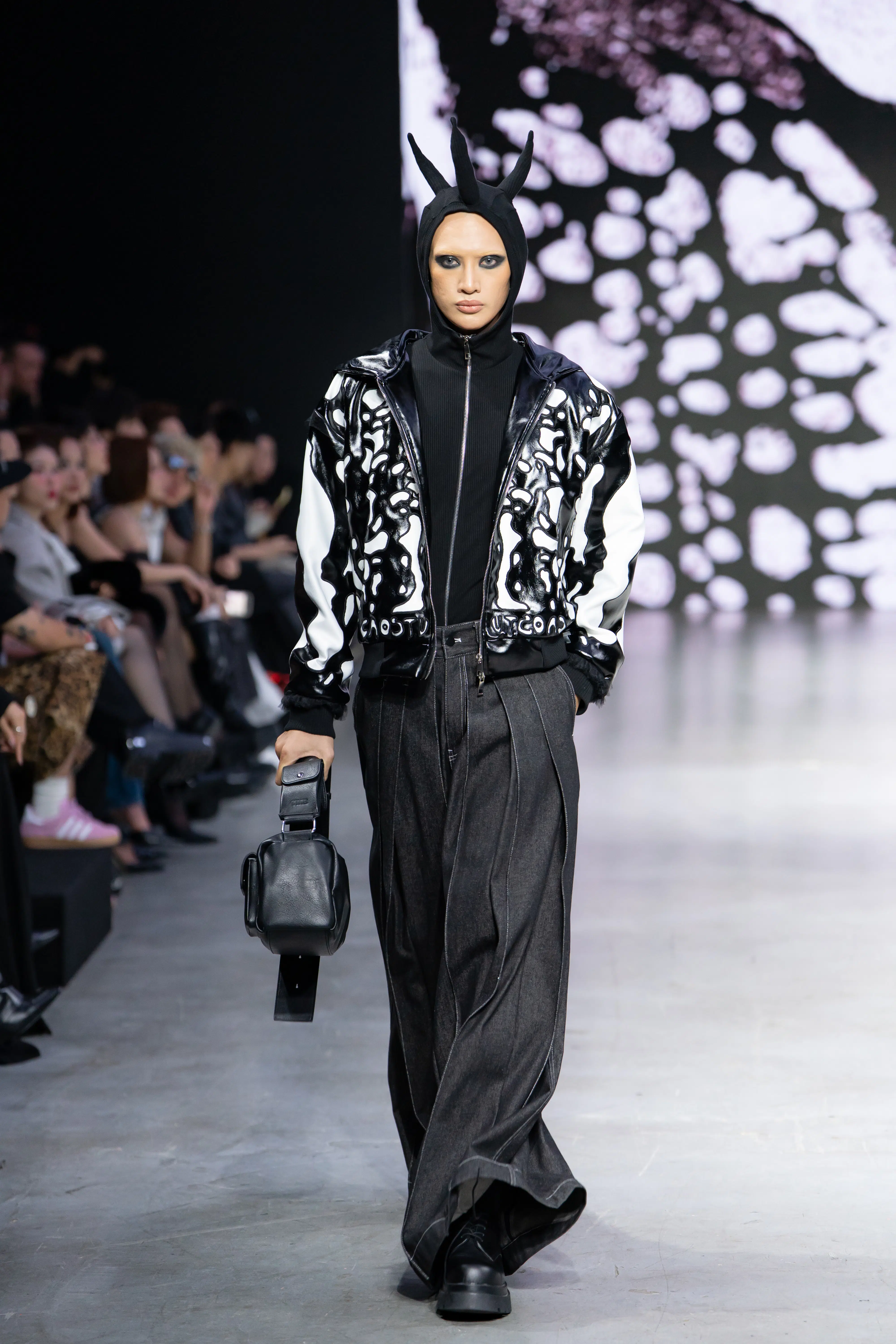 BST “THE BEETLE” của CAOSTU – Tôn vinh vẻ đẹp thủ công và thiên nhiên