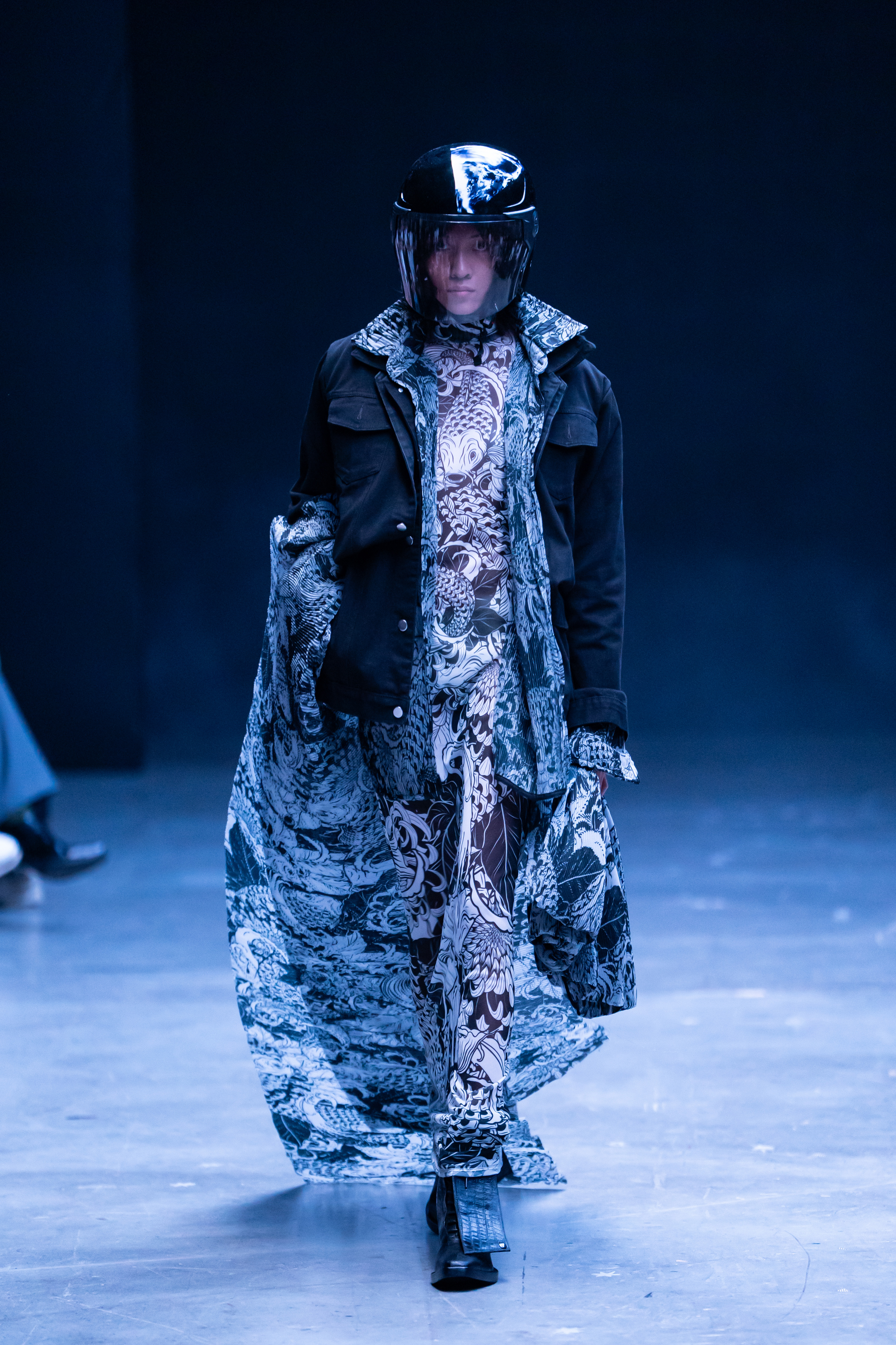 BST “DUC STUDIO – Hiệp Sĩ Đường Phố” – Những bộ giáp thời trang trên đường phố