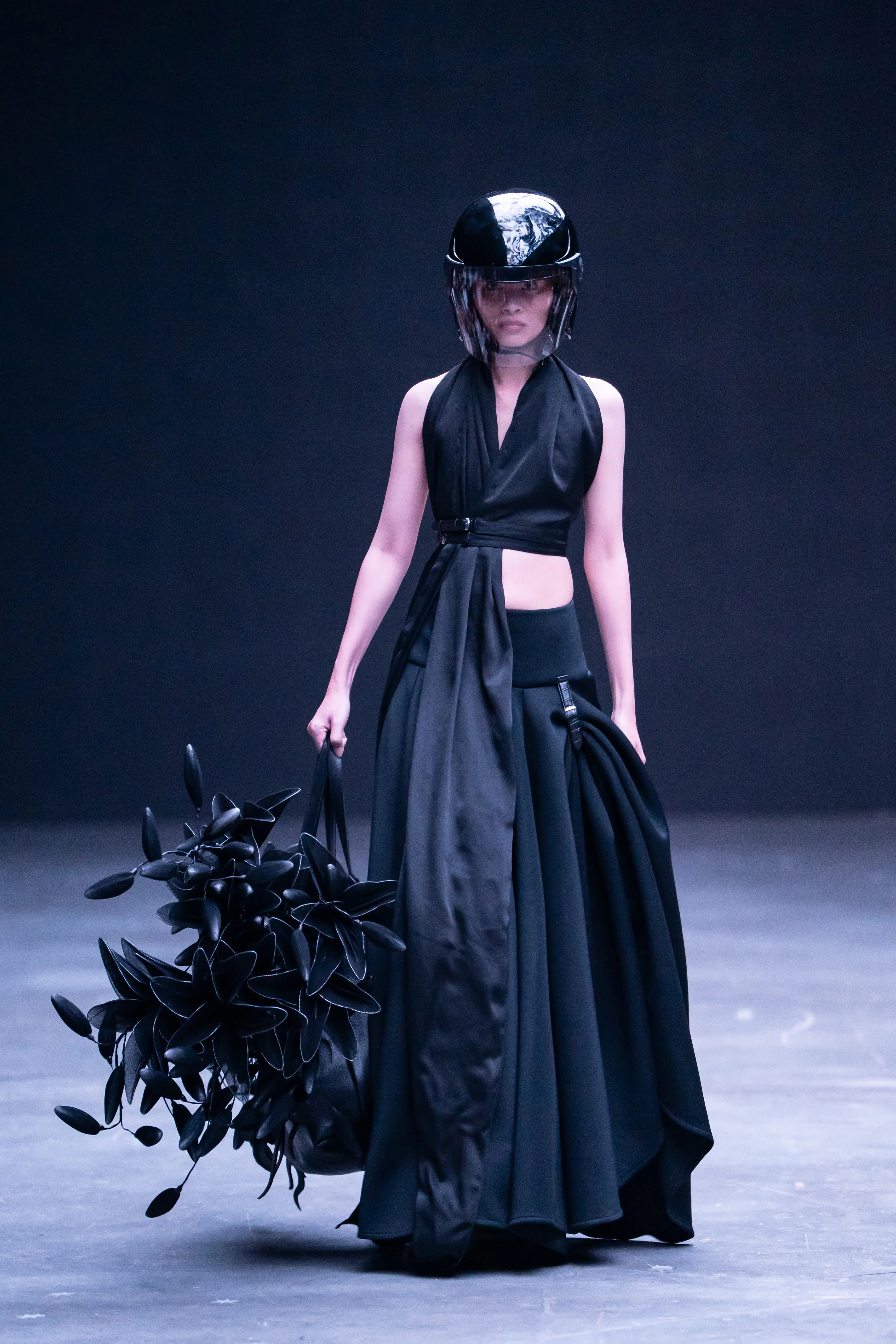 BST “DUC STUDIO – Hiệp Sĩ Đường Phố” – Những bộ giáp thời trang trên đường phố