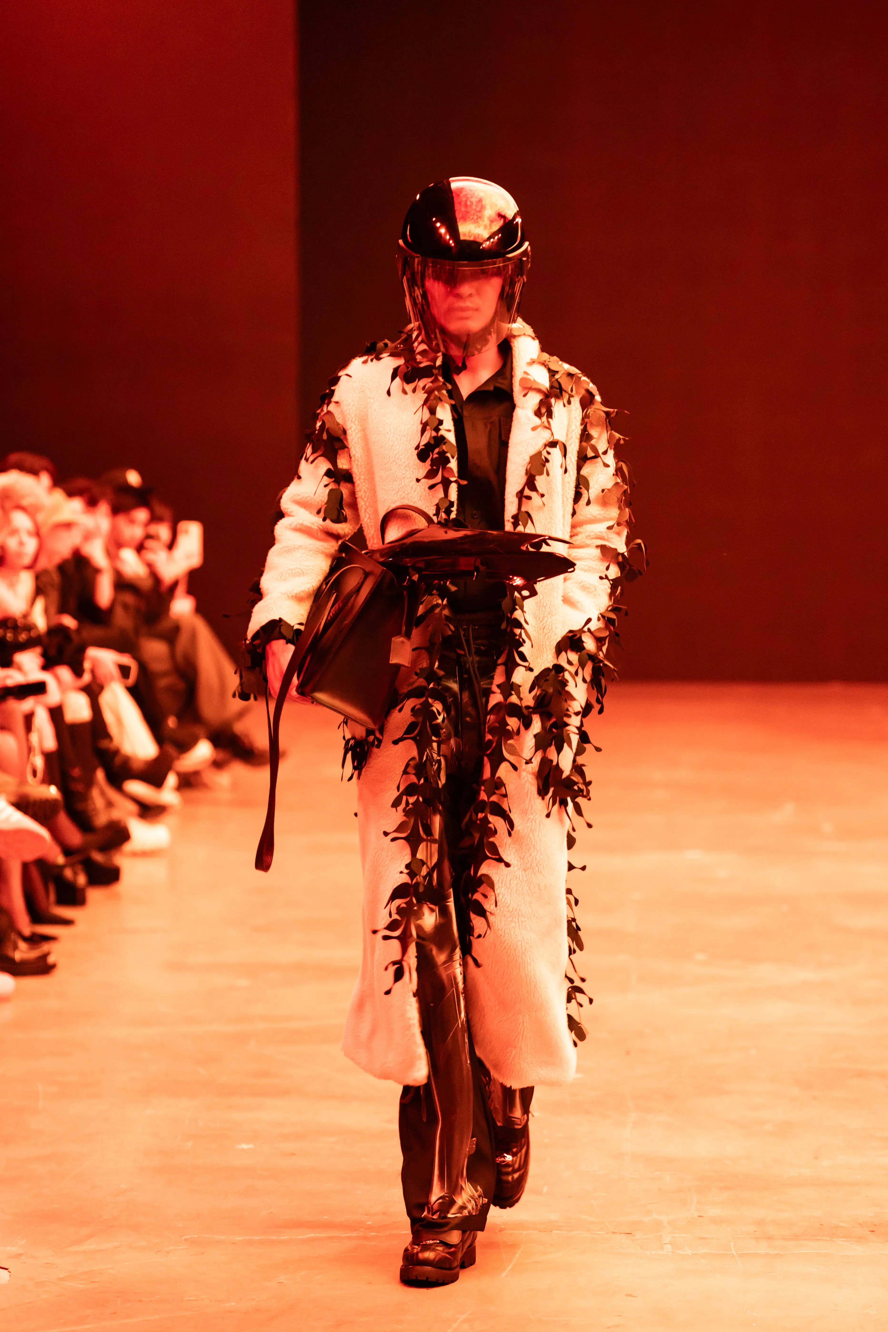 BST “DUC STUDIO – Hiệp Sĩ Đường Phố” – Những bộ giáp thời trang trên đường phố