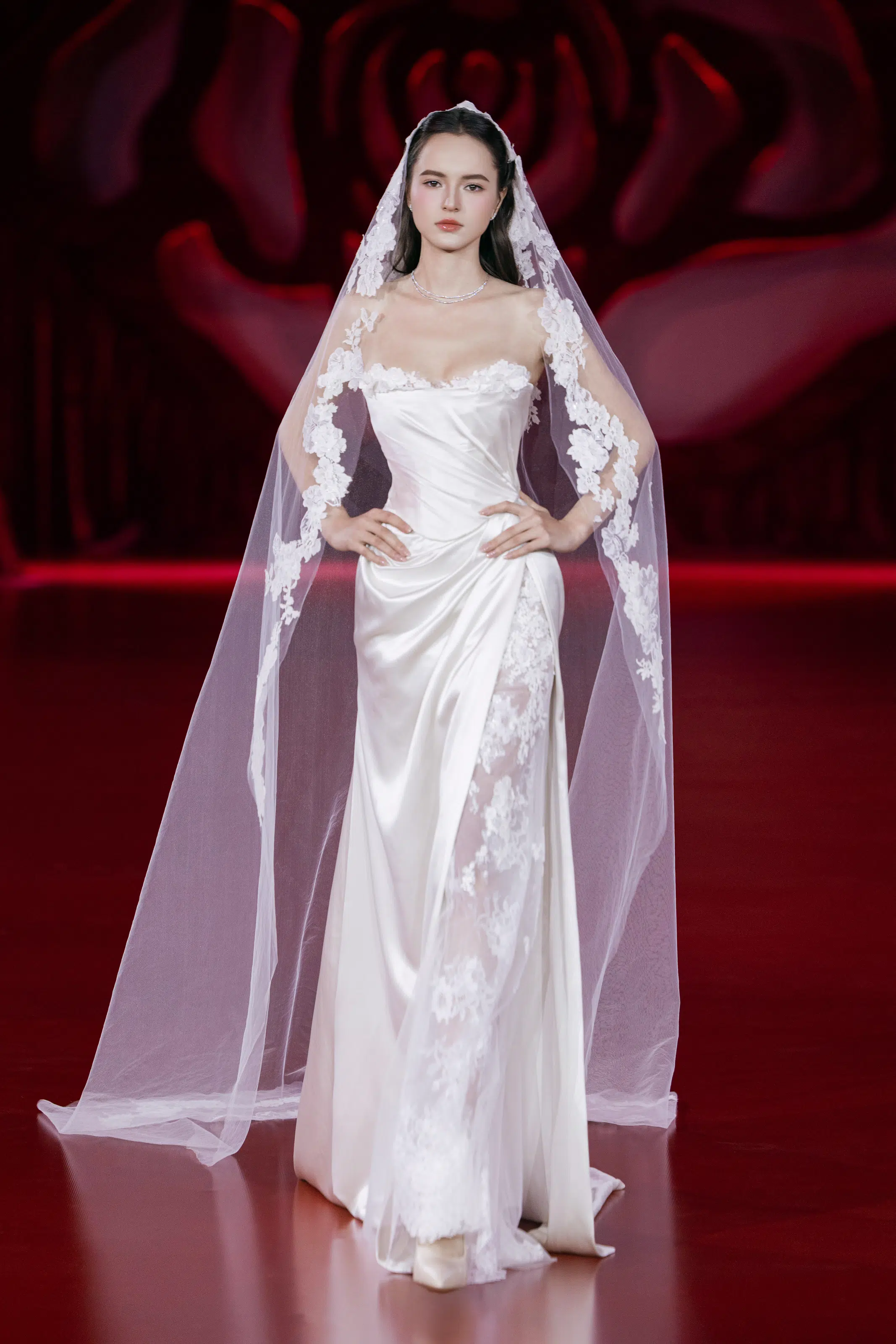 BST “La Dorée”của NTK Phương Linh