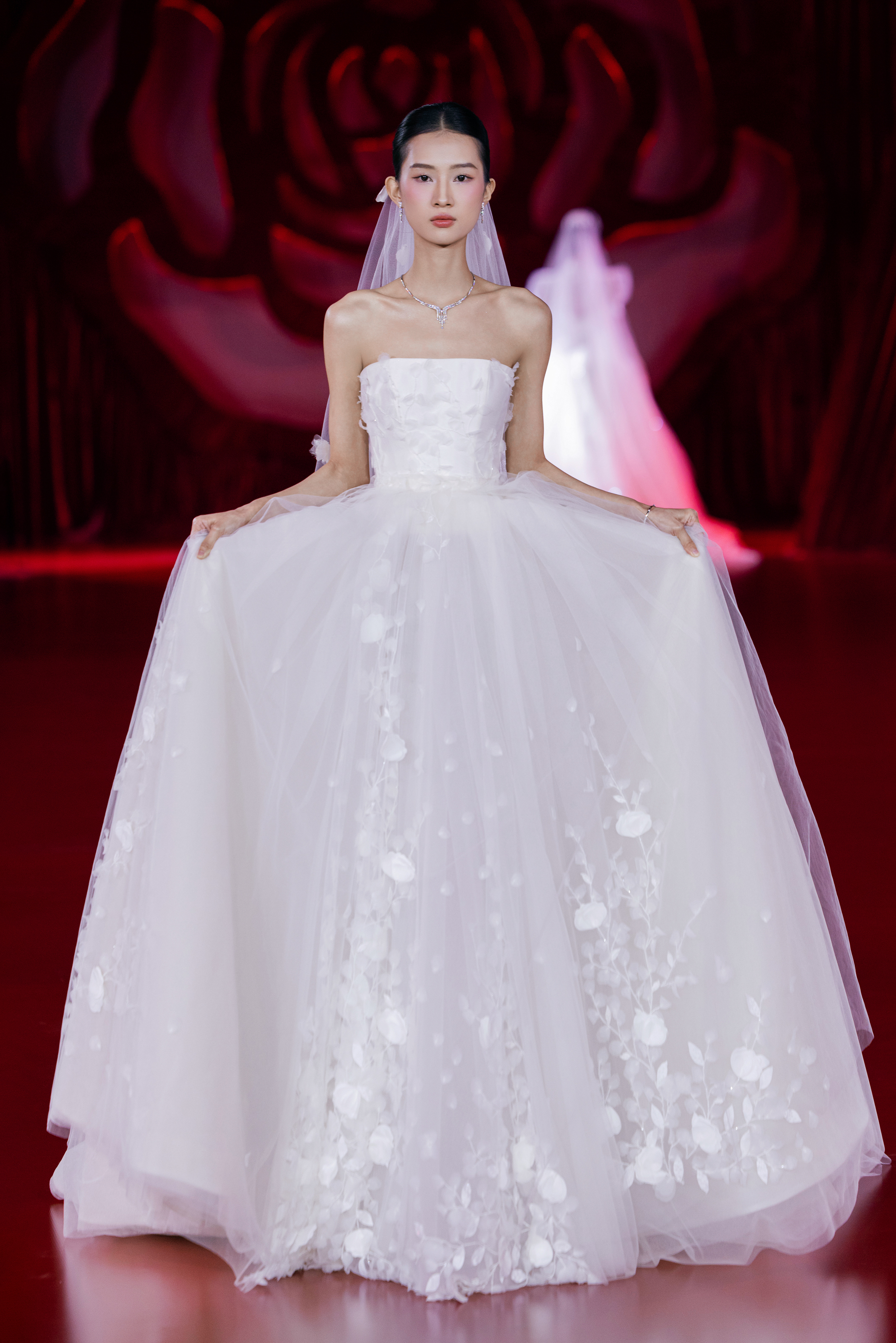 BST “La Dorée”của NTK Phương Linh
