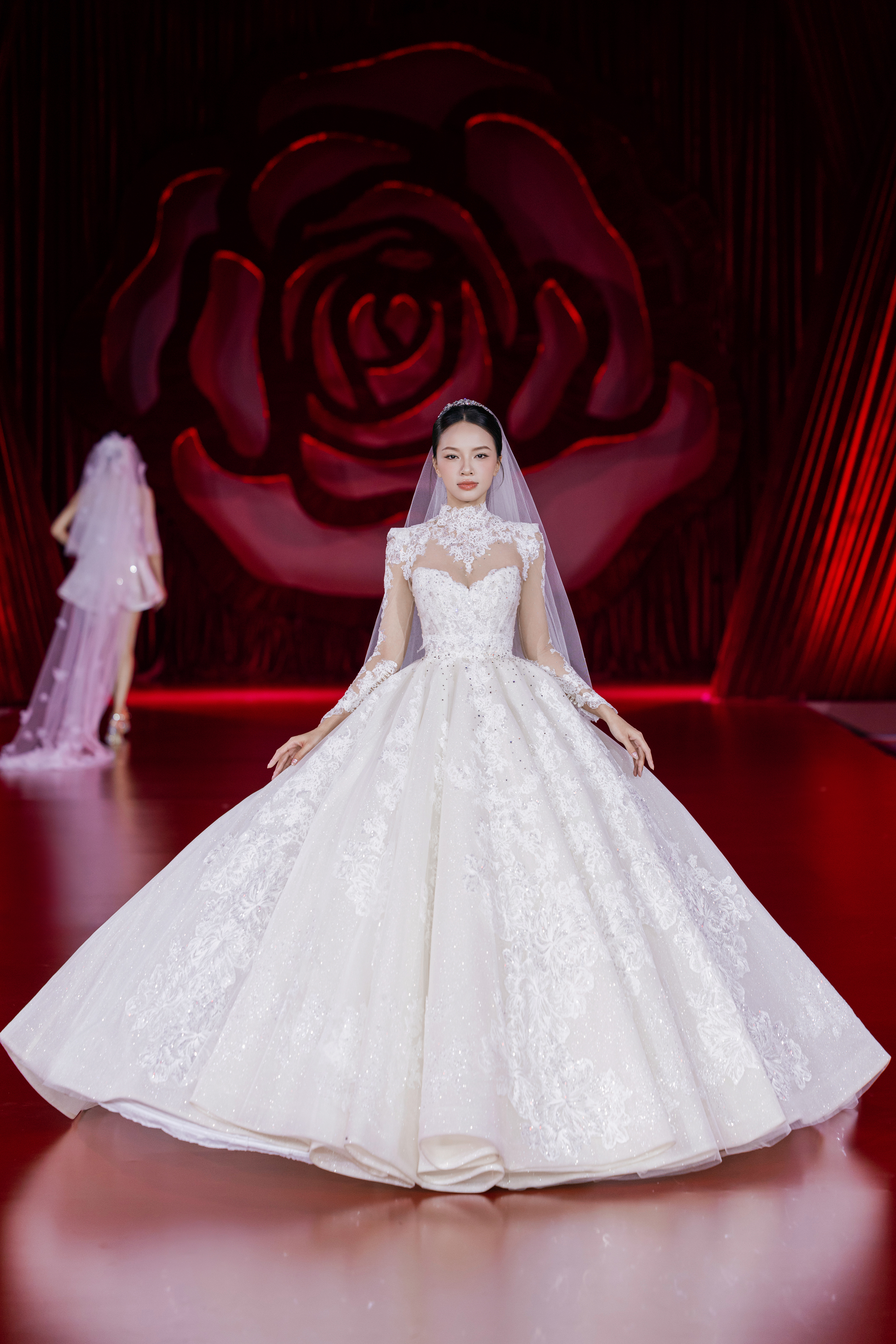 BST “La Dorée”của NTK Phương Linh