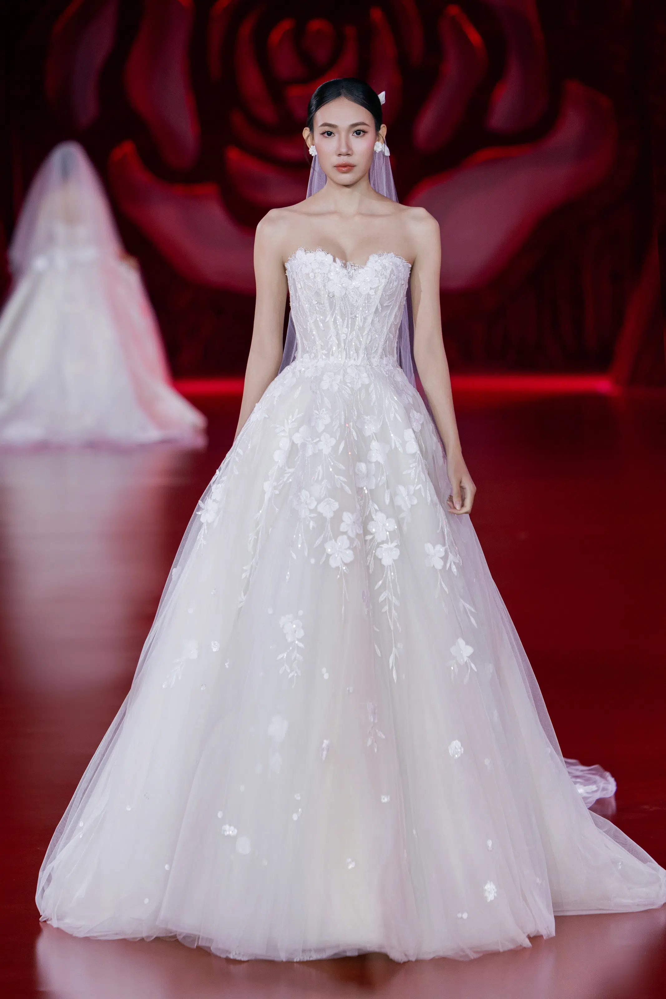 BST “La Dorée”của NTK Phương Linh