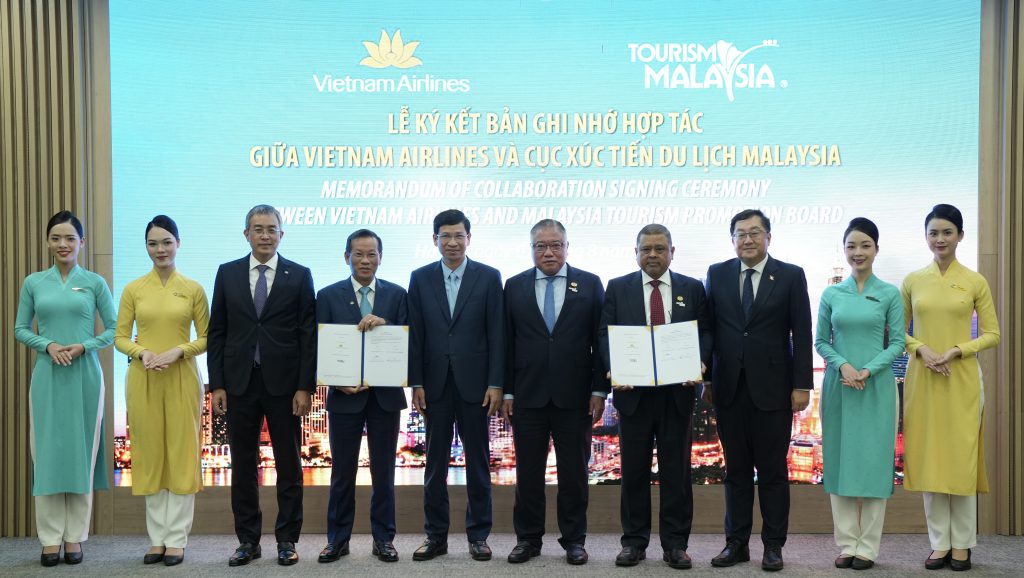 1. Vietnam Airlines Và Cục Xúc Tiến Du Lịch Malaysia Ký Kết Biên Bản Ghi Nhớ Hợp Tác Nhằm Tăng Cường Kết Nối Hàng Không Và Quảng Bá Diểm Dến 1024x578