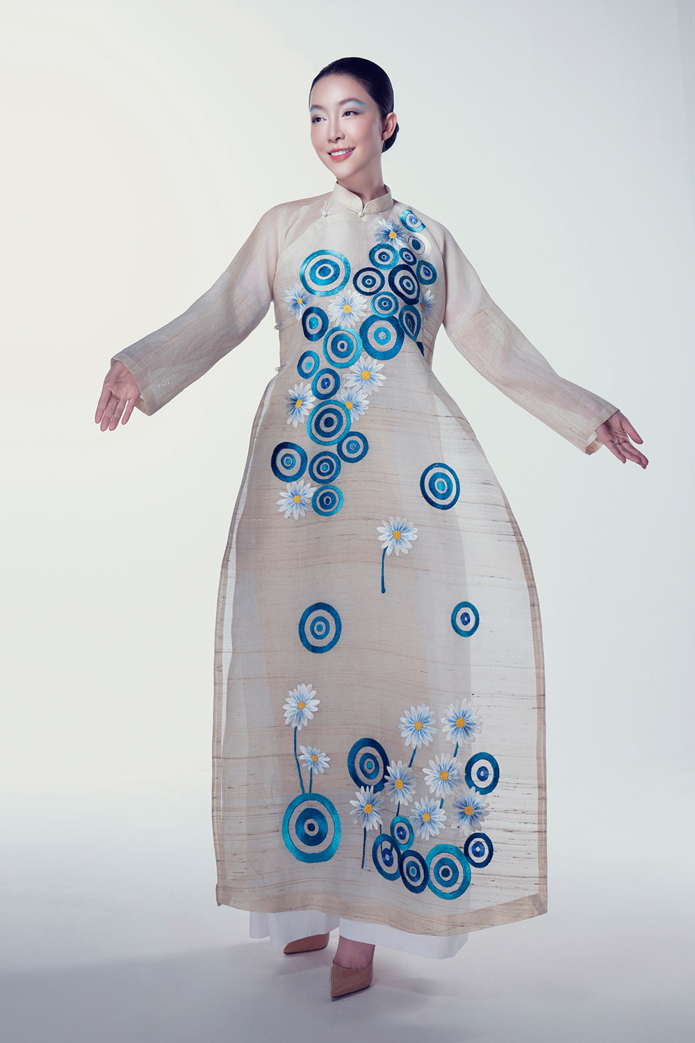 Vũ Việt Hà và cảm hứng sử thi tạo nên “Khởi nguồn thuần khiết”