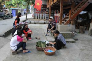 Hương núi, vị rừng trong từng ống cơm lam Tây Bắc