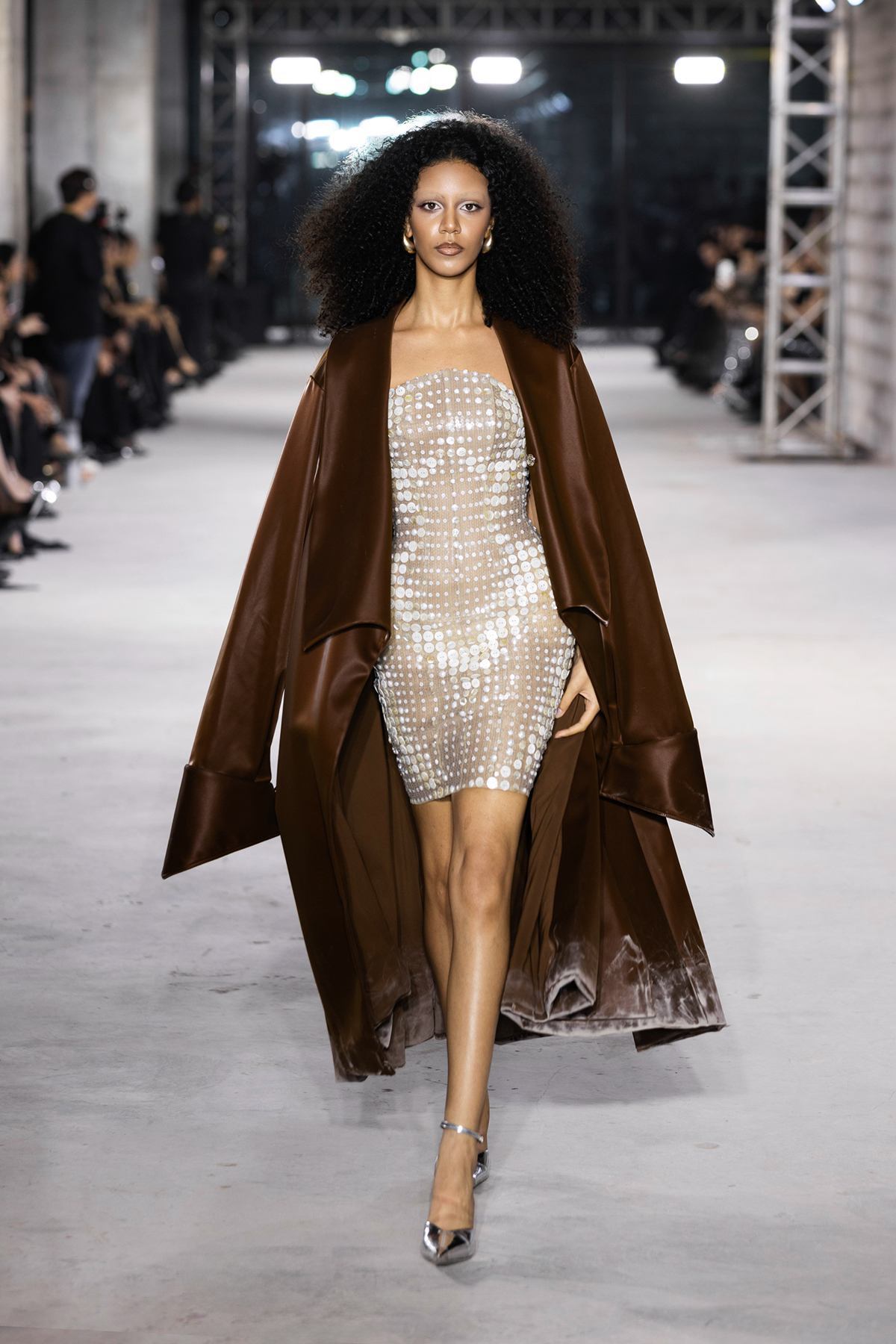 NTK Đỗ Long trình làng bộ sưu tập “Emerge” lấy cảm hứng từ sự tái sinh