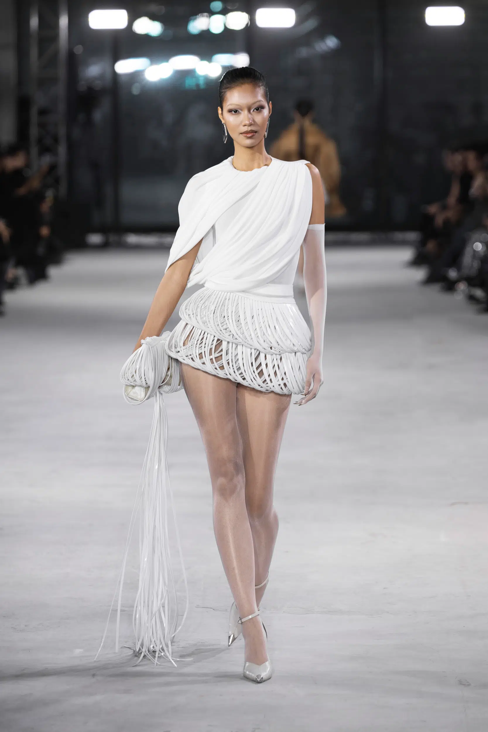 NTK Đỗ Long trình làng bộ sưu tập “Emerge” lấy cảm hứng từ sự tái sinh