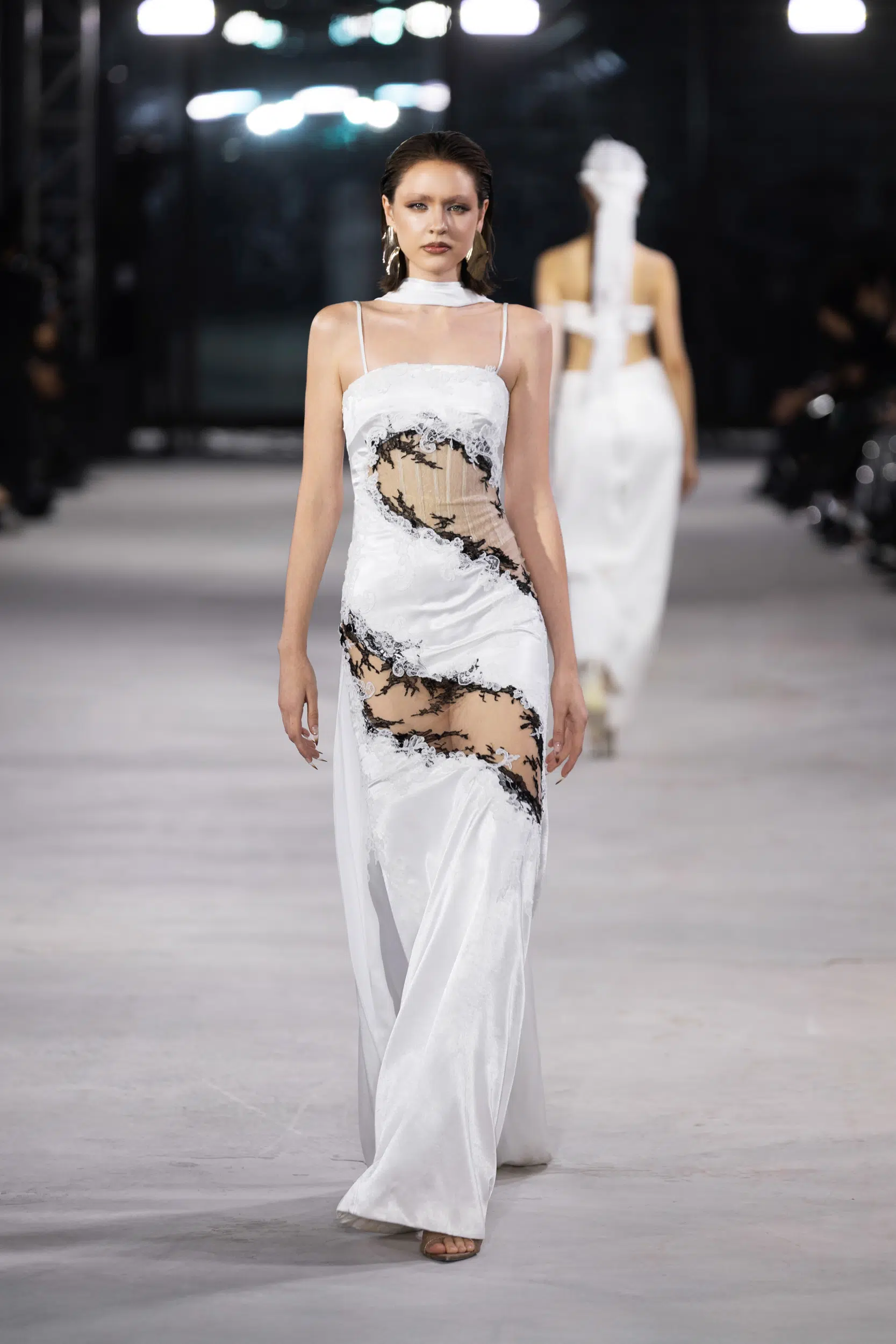 NTK Đỗ Long trình làng bộ sưu tập “Emerge” lấy cảm hứng từ sự tái sinh