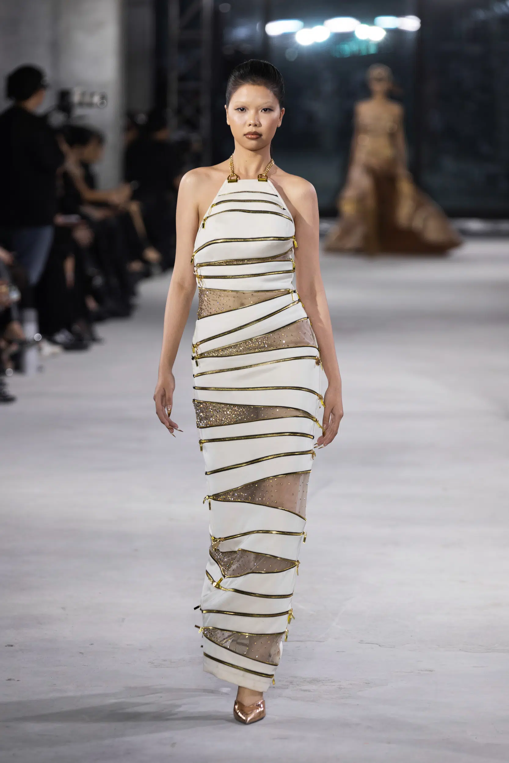 NTK Đỗ Long trình làng bộ sưu tập “Emerge” lấy cảm hứng từ sự tái sinh