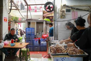 Một bái phở tái gầu 40.000 đồng rất Hà Nội giữa phố cổ