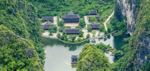 Náo nức sóng xuân đất cổ Ninh Bình