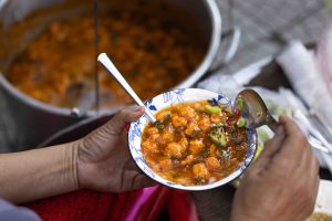 Xì xụp bánh canh dọc dải đất miền Trung