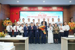 Lãnh đạo Vietnam Airlines được bầu làm Chủ tịch Hiệp hội Doanh nghiệp Hàng không