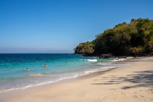 Nét quyến rũ thầm lặng của biển Bali