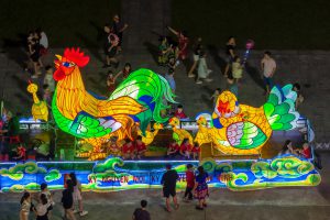Lễ hội chào đón Trung Thu rực rỡ sắc màu ở Tuyên Quang